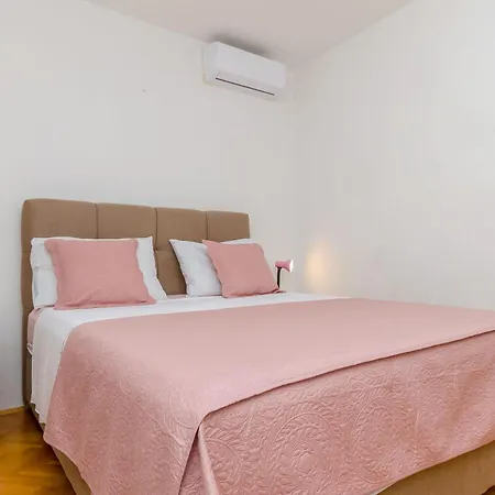 Edita Appartement Trogir