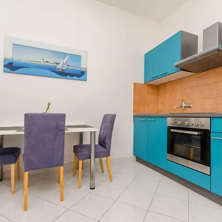 Edita トロギール