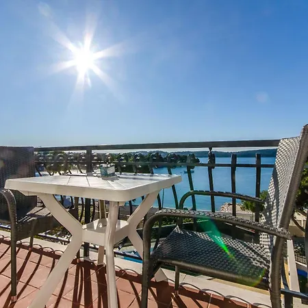 Edita トロギール