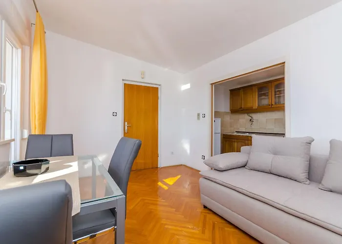 아파트 Edita 트로기르