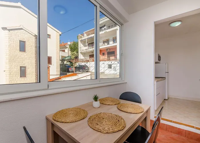 Edita 아파트 트로기르