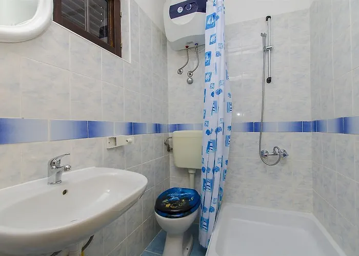 Edita 아파트 트로기르